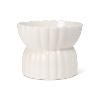Small Scalloped Ivory Raised Feeder