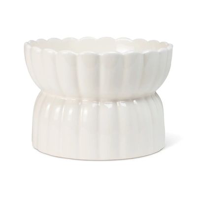 Medium Scalloped Ivory Raised Feeder