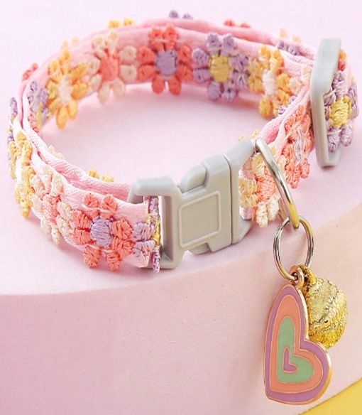 Lace Flower Cat Collar