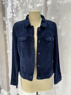 Lulu Linen Travel Jacket
