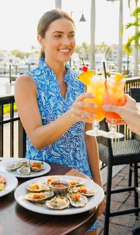 Lulu Ruffle Neck Print Slvs Top