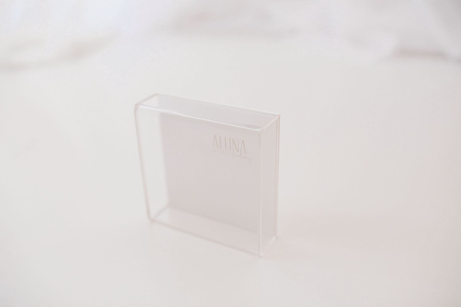 Stackable Lash Tile