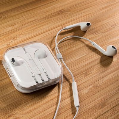 White Earbuds with Remote and Mic