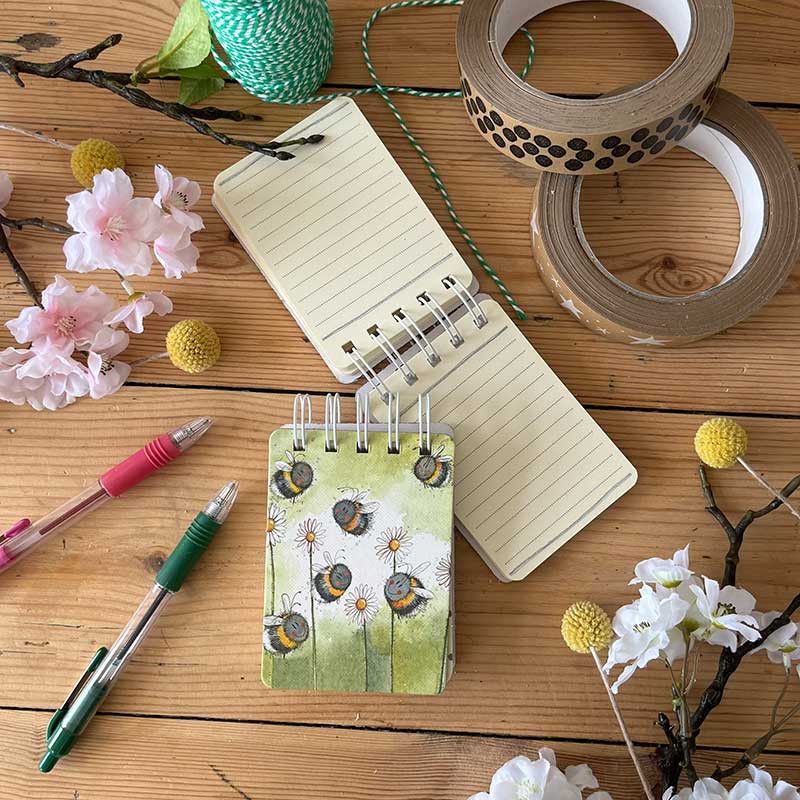 ALEX CLARK BEES AND DAISIES SMALL SPIRAL NOTEPADS