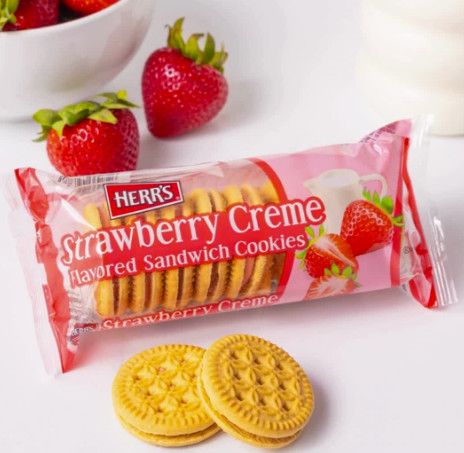 Strawberry Sandwich Cookie