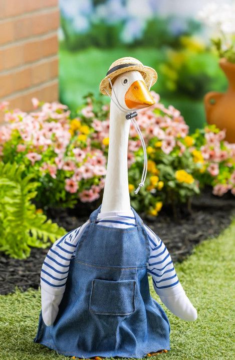 Porch Goose Outfit, Gardener