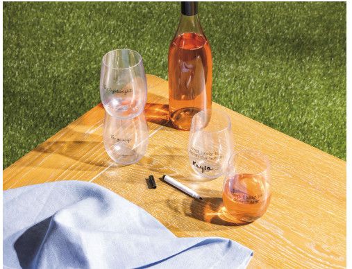 The Personalize Wine Glass Set