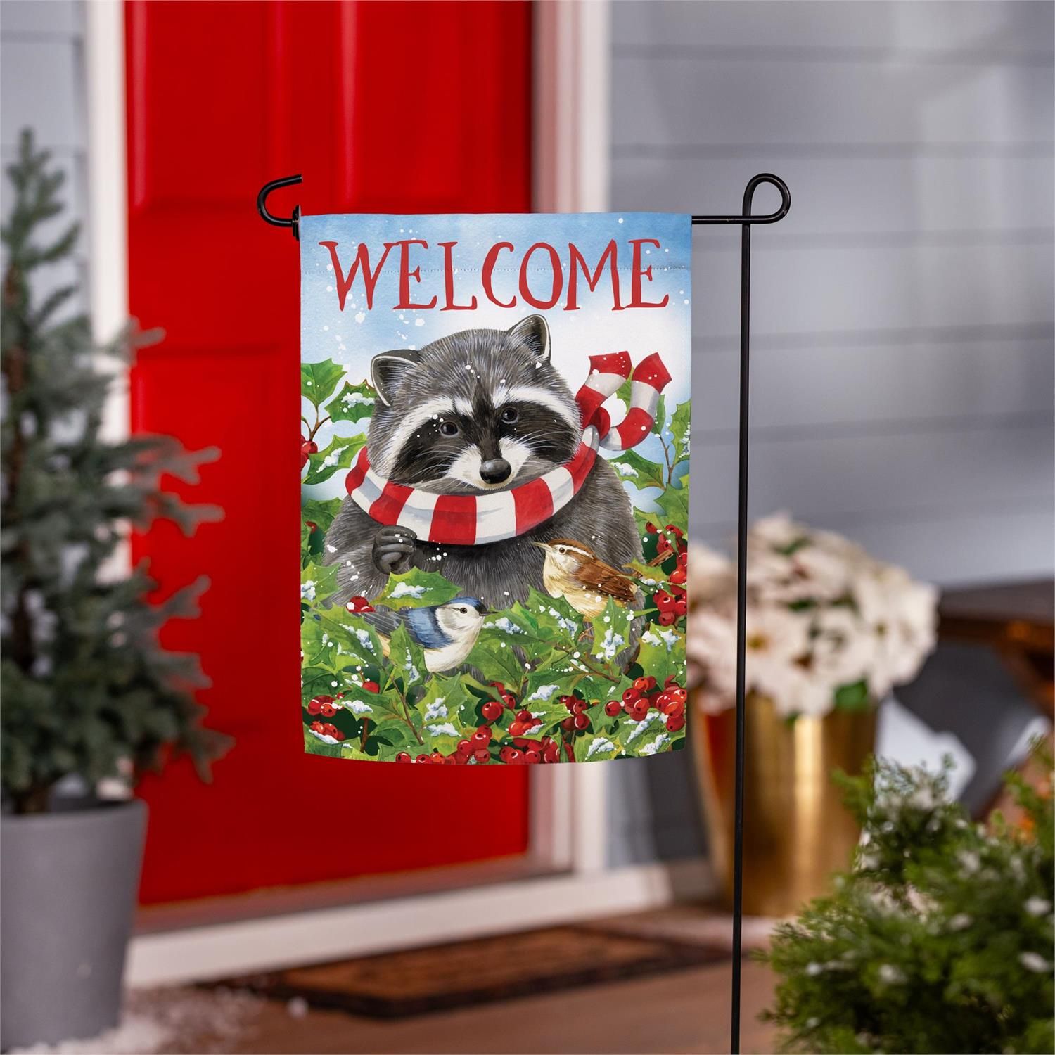 Raccoon &amp; Friends Suede Flag Garden