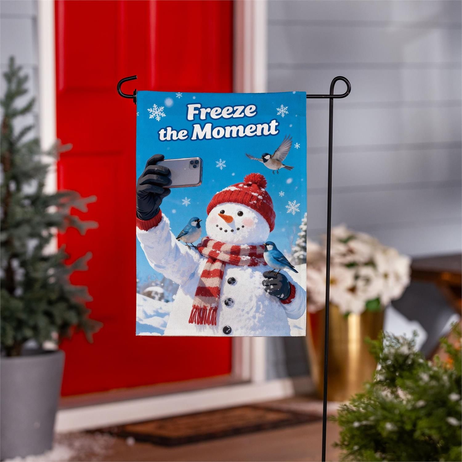 Freeze the Moment Burlap Flag Garden