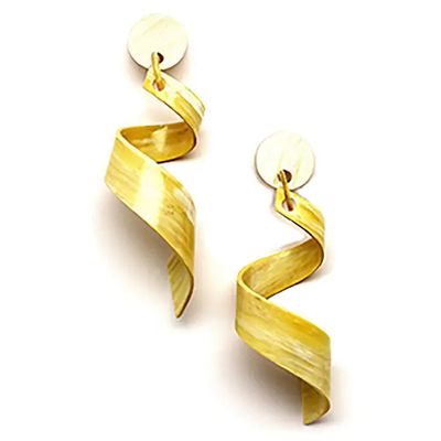 Natural Spiral Shape Horn Earring
