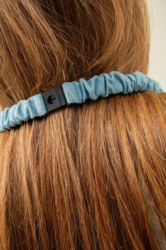 Breakaway Scrunchie Lanyard Onyx Floral