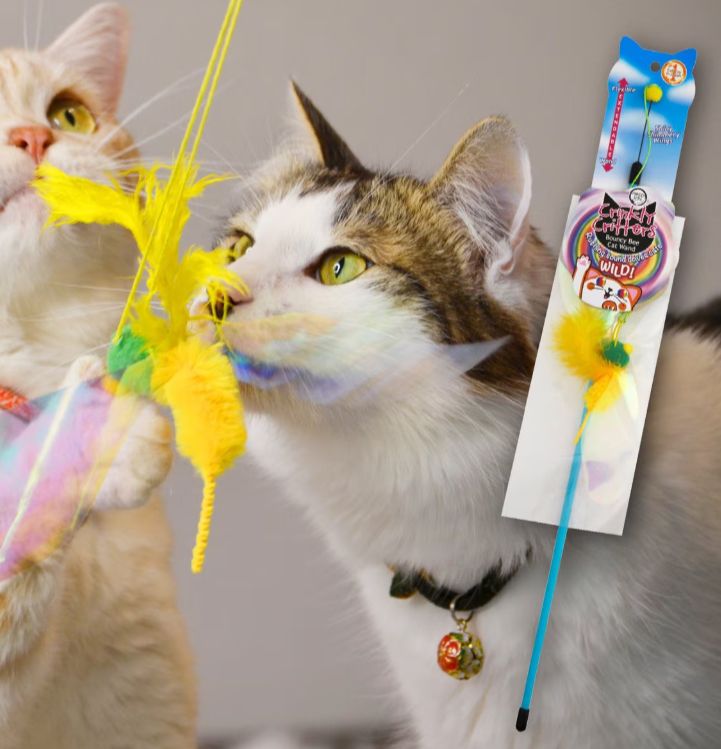 Crinkly Critters Bouncy Bee Adjustable Cat Wand