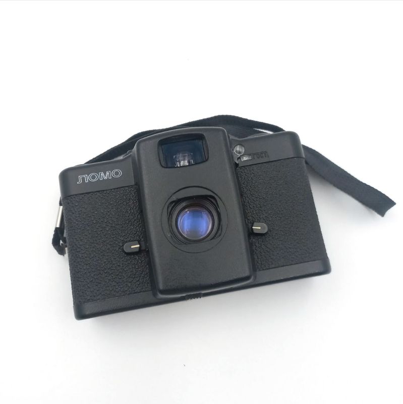 LOMO LC-A 35mm Photo Film Camera Point Shoot