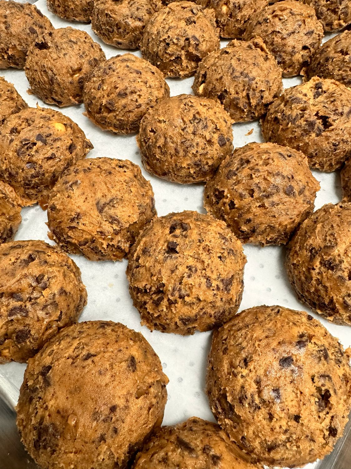 6 Chocolate Chunk Hazelnut Cookies