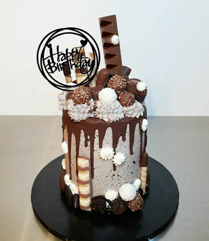 Chocolate Explosion Cake Chocolate Explosion Cake