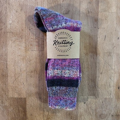 Woman's Crew Sock Size 8 - 9 Magic Rose Pink