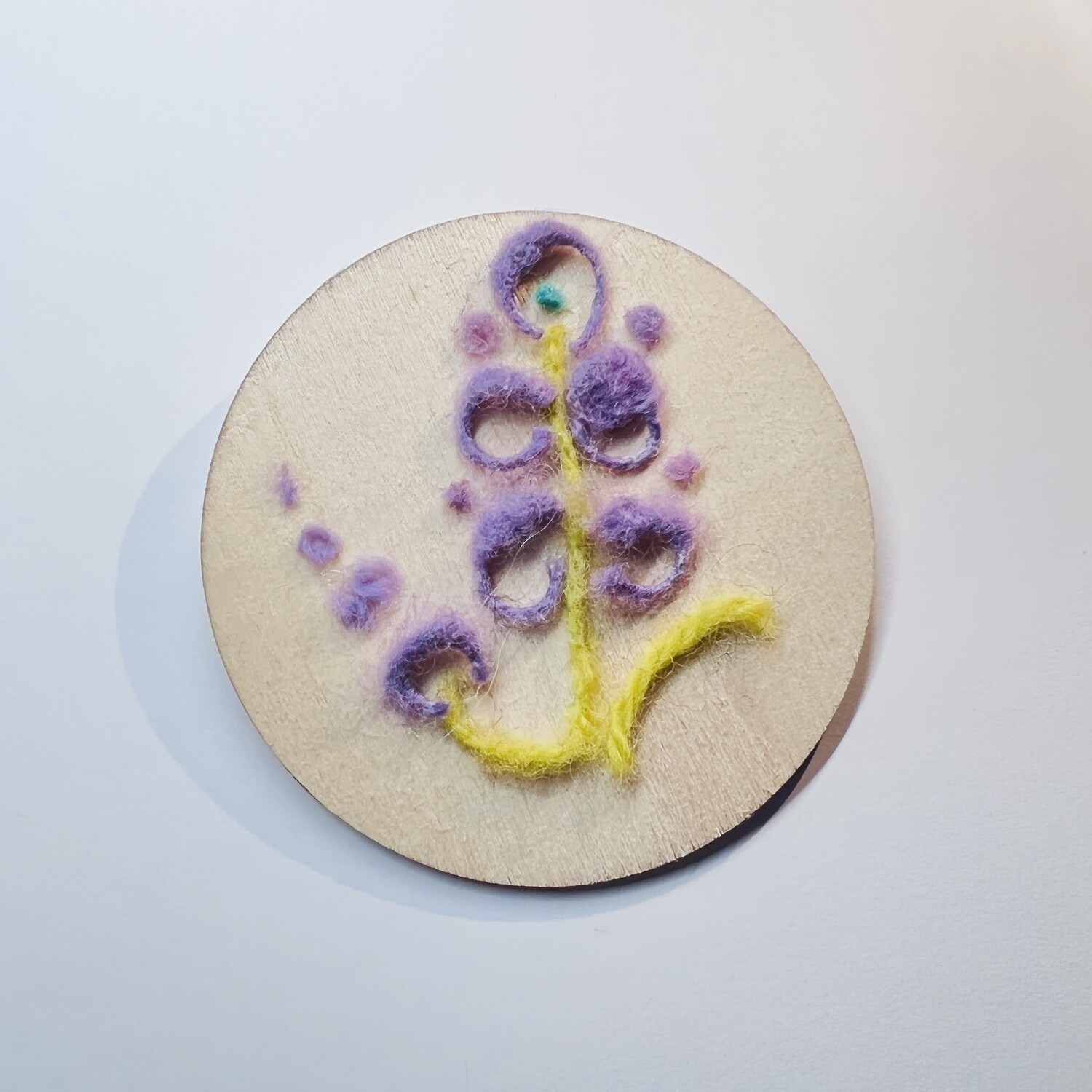 Lavender Purple Bloom Wall Hanging - Yarn Art 3.25