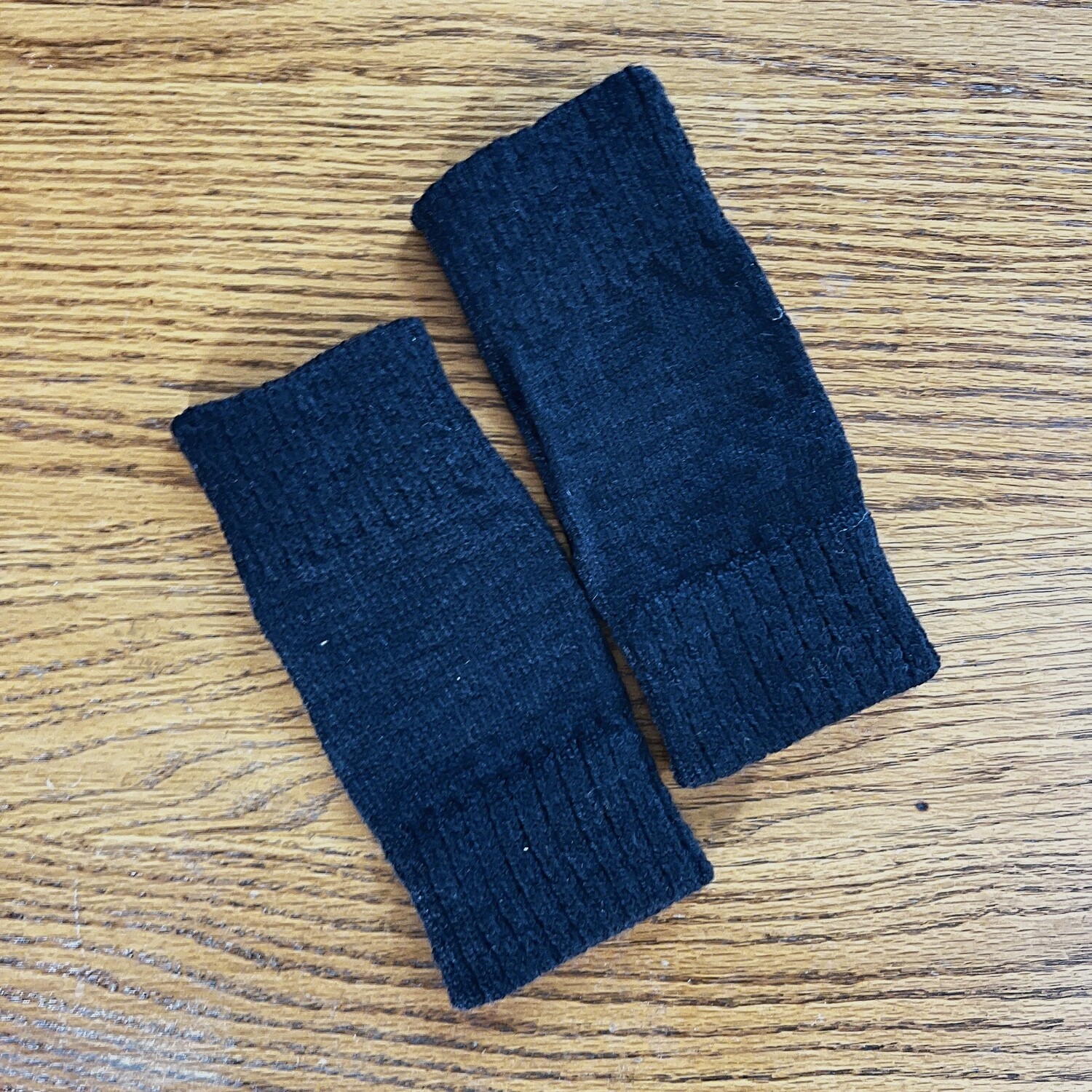 Fingerless Mitts - Deep Black - Wool Free - one size