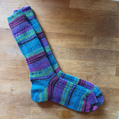 Woman's Crew Sock Size 4-5 Azure Blue Purple Pink Green Stripes Woman's Crew Sock Size 4-5 Azure Blue Purple Pink Green Stripes