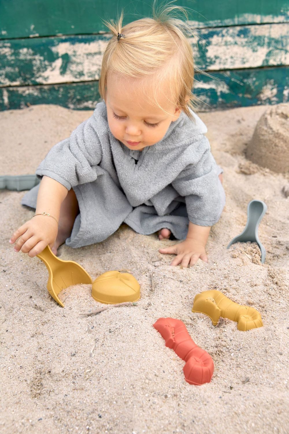 Lassig Sand toy set yellow