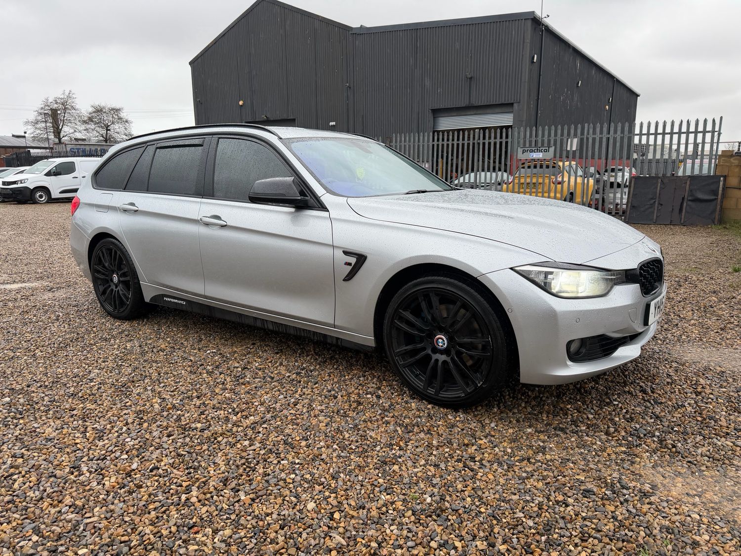2015 BMW 3 Series 330d  3.0 Diesel BluePerformance SE Touring   Automatic