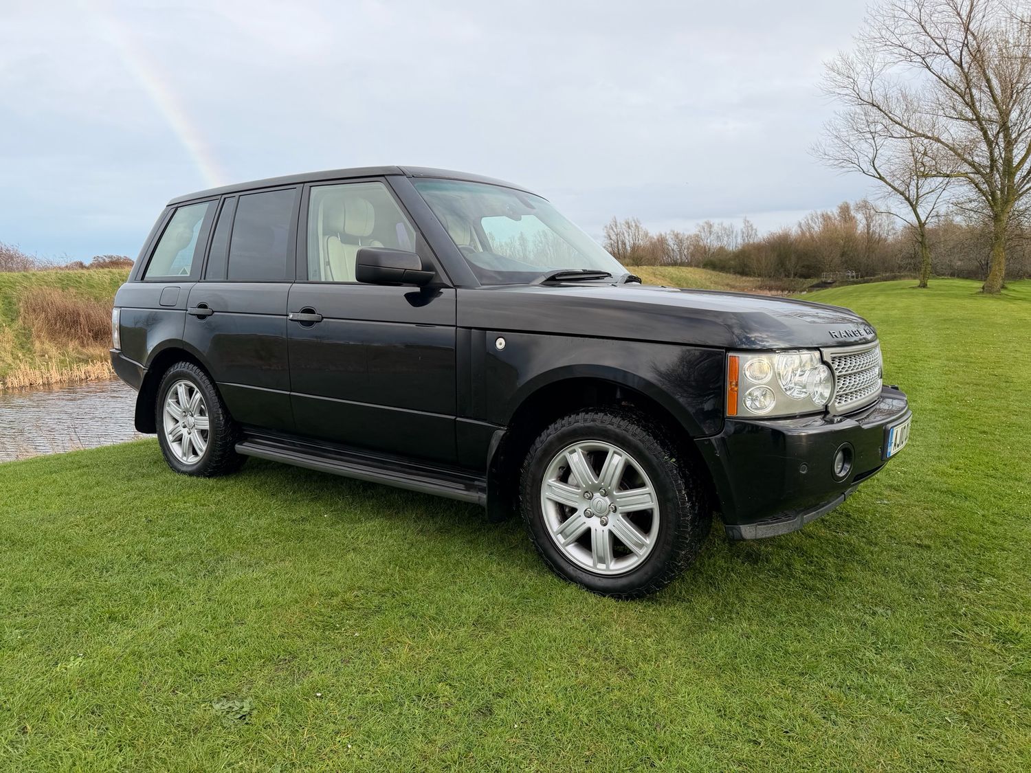 2010 Land Rover Range Rover Vogue 3.6 TDV8 Diesel Automatic 4WD finished in black