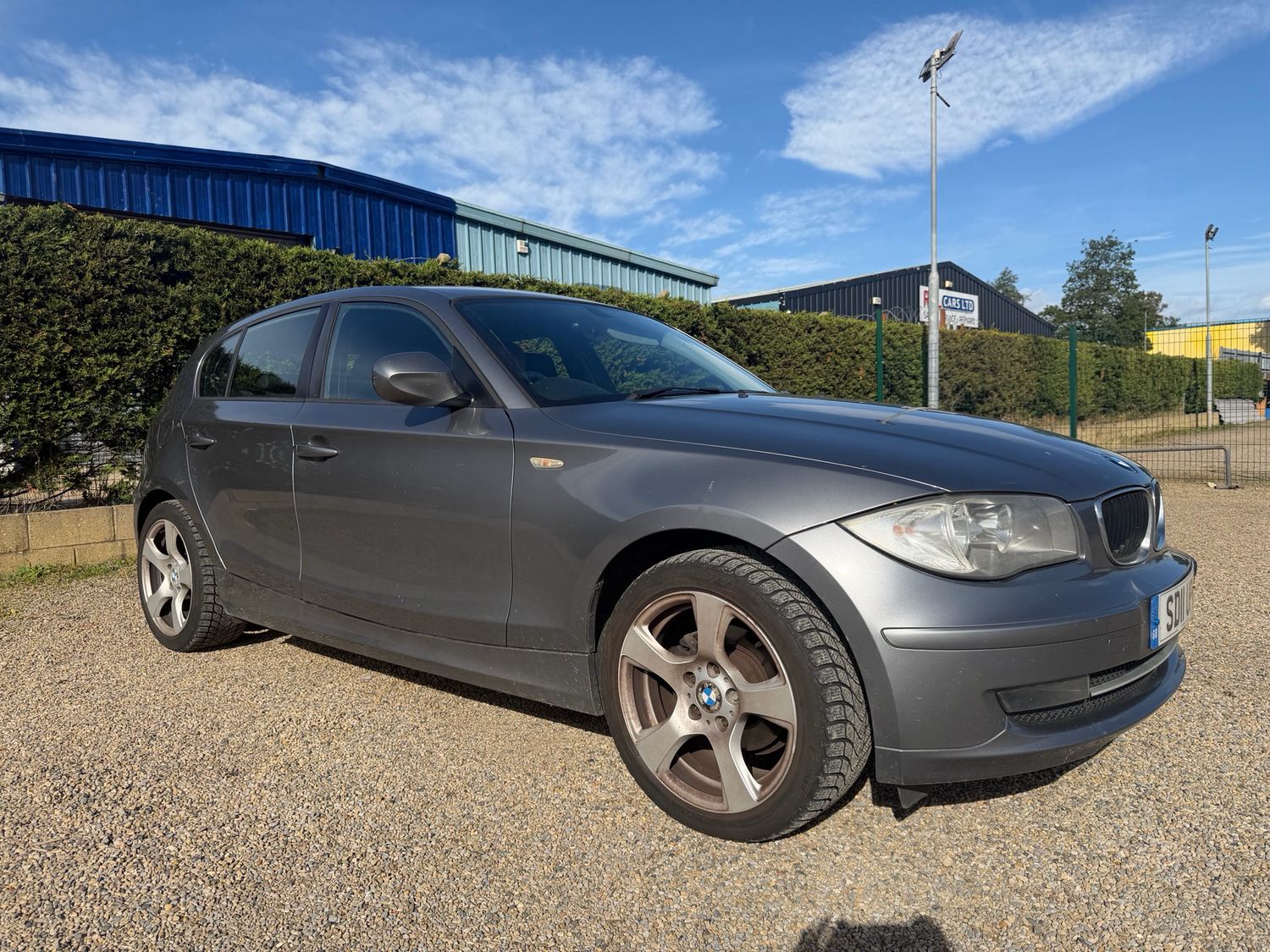 2011 BMW 116i SE  2.0 PETROL • 6 SPEED MANUAL • 5 DOOR HATCHBACK