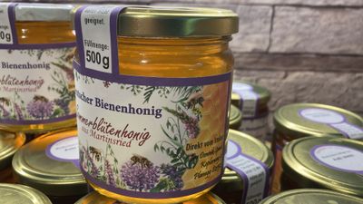 500 g Glas Honig - verschiedene Sorten (Wald, Blüten etc.) 500 g Glas Honig - verschiedene Sorten (Wald, Blüten etc.)