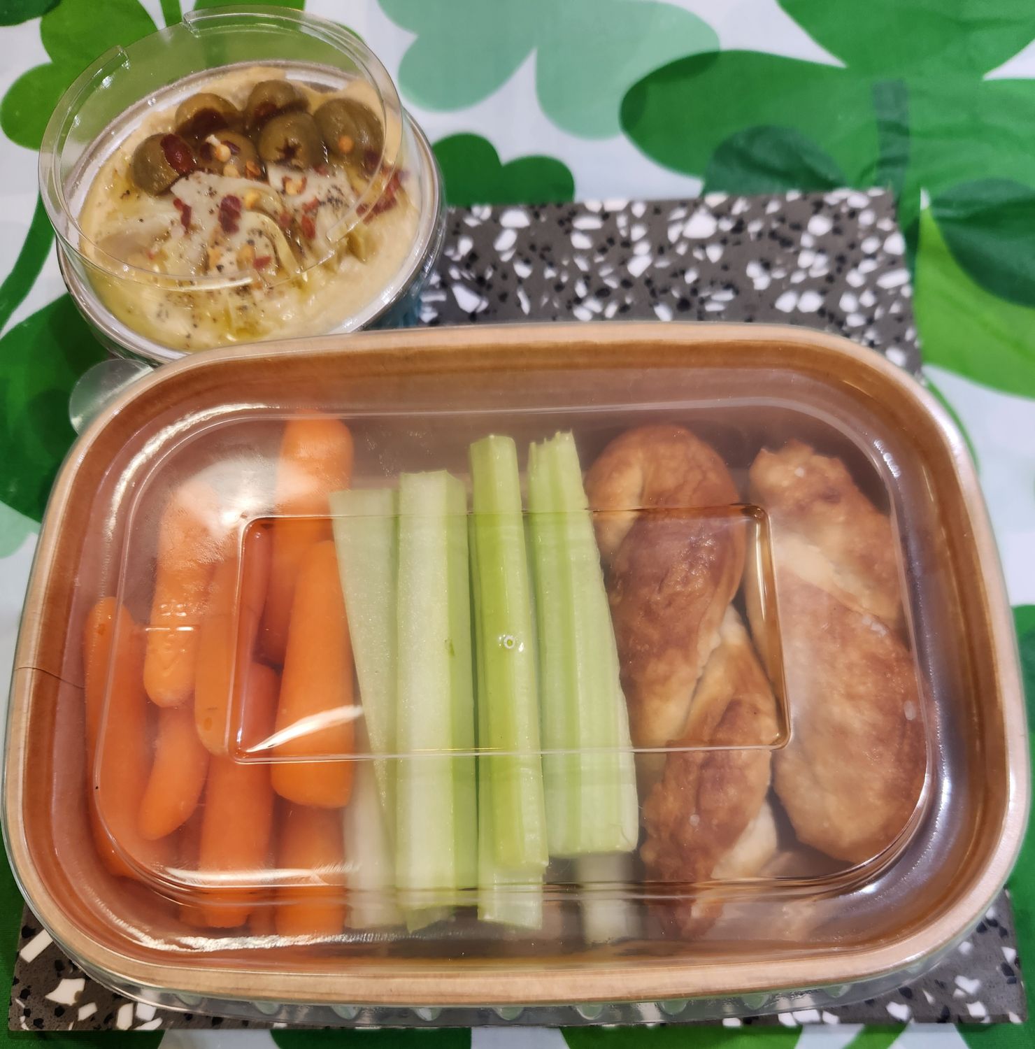 Homemade Lemon hummus