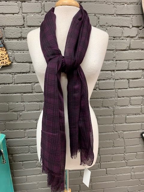 Lightweight Urban Plaid Scarf