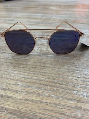 Sunglasses w/ Case- Fly