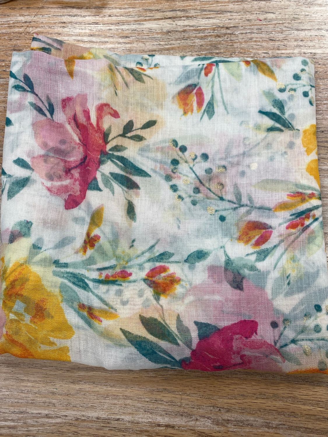 Winnie multicolor floral scarf