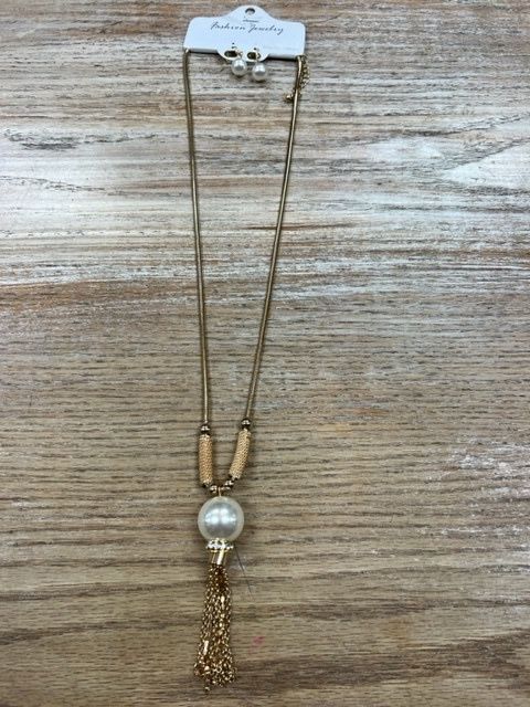 Long Gold Big Pearl Tassel Necklace