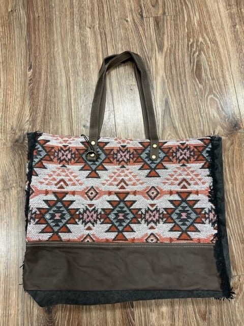 Maya Weekender Bag