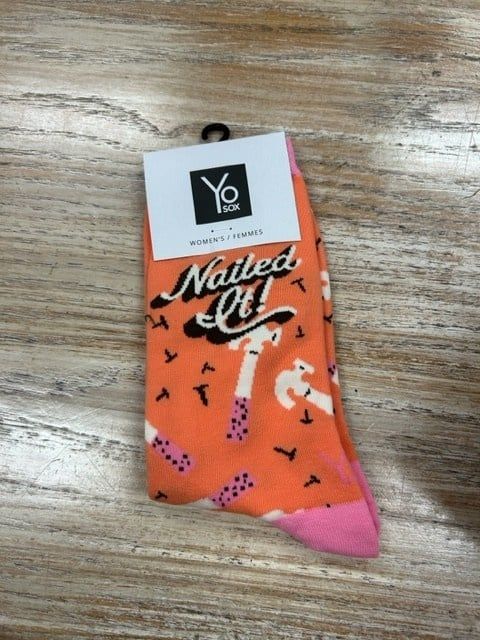 Women&#39;s Crew Socks- Nailed It