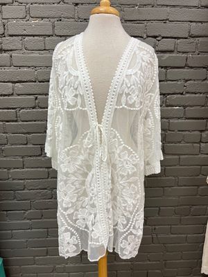 Beatrice Floral Lace Tie Kimono