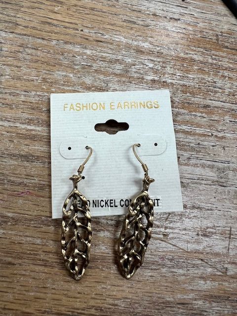 Gold Cutout Feather Earrings