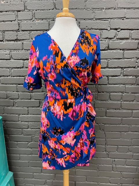 Elma Abstract Wrap Tie Dress