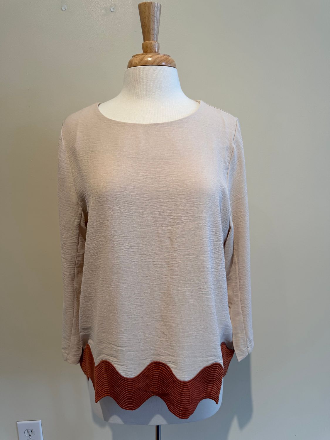 Catherine Oatmeal 3/4 Sleeve Rib Hem