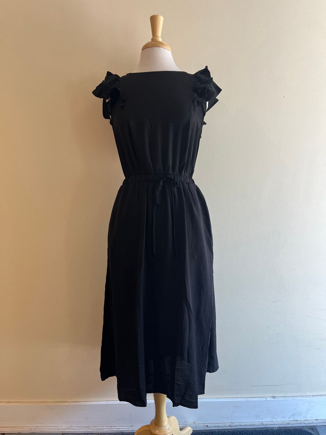 Jordon Black Drawstring Midi Dress, Size: Small