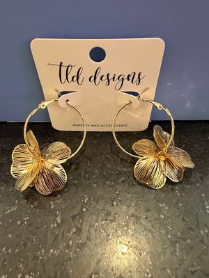TLD Golden Bloom Hoops