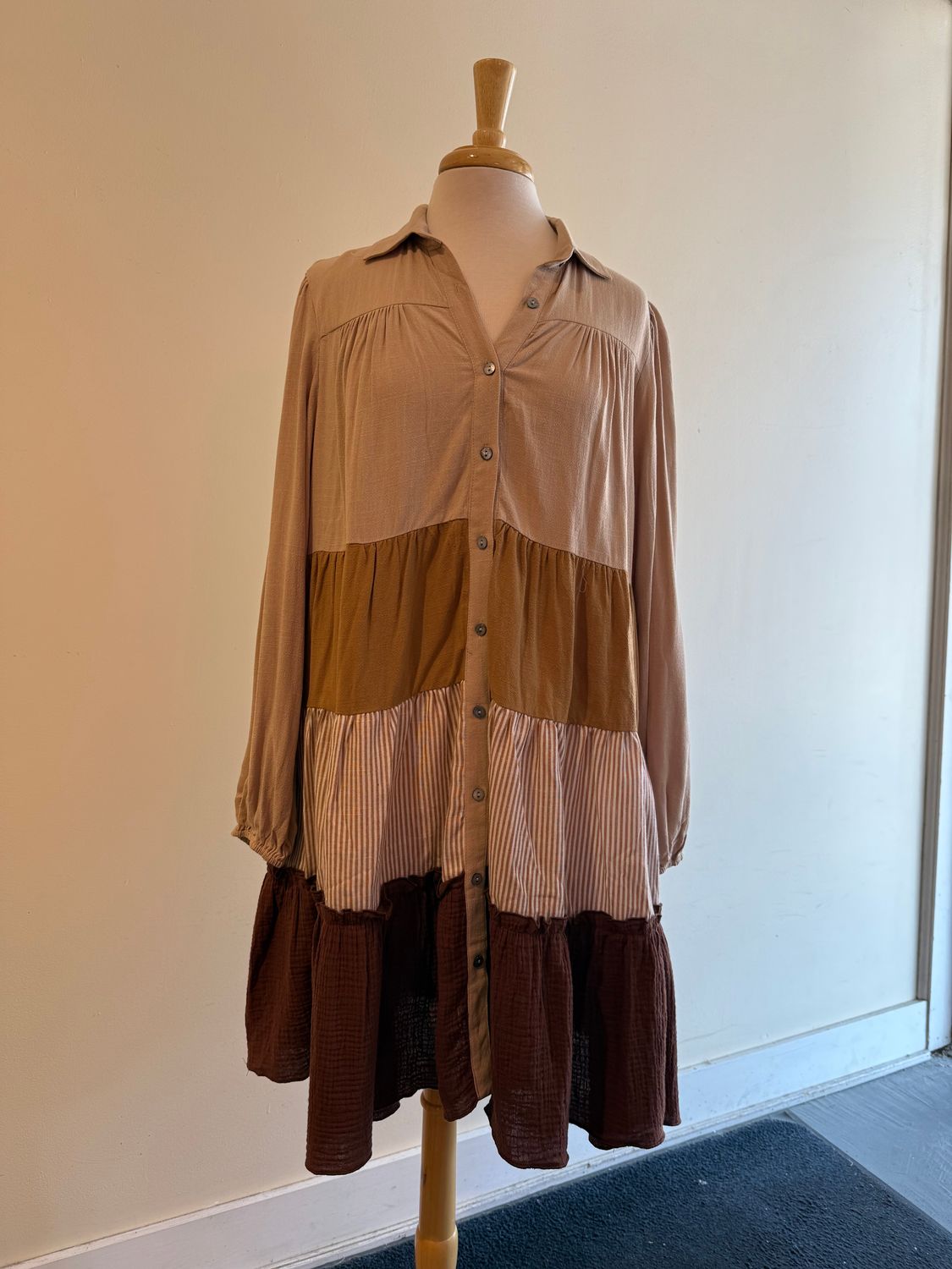 Vivian Colorblock Button Dress, Size: Small