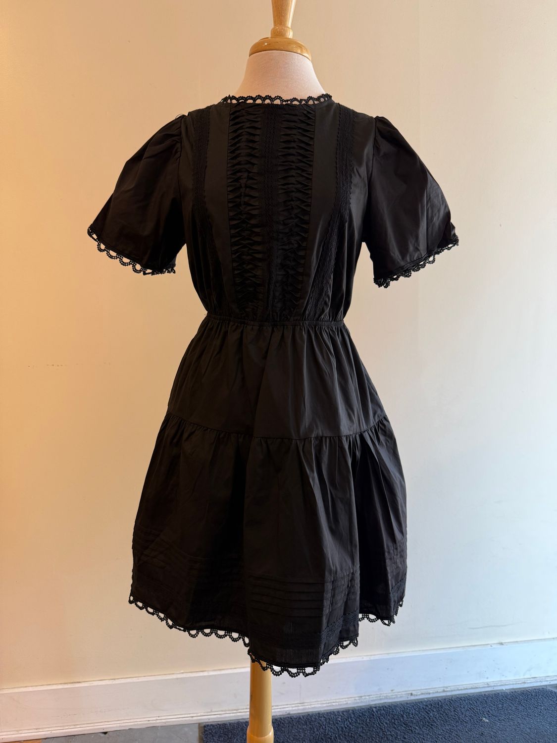 Kimmy Lace Pintuck Black Dress, Size: Small