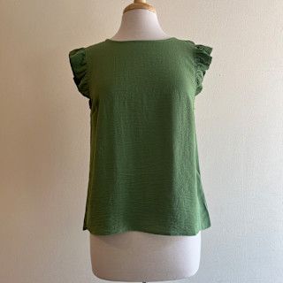 Reed Ruffle Button Back Top