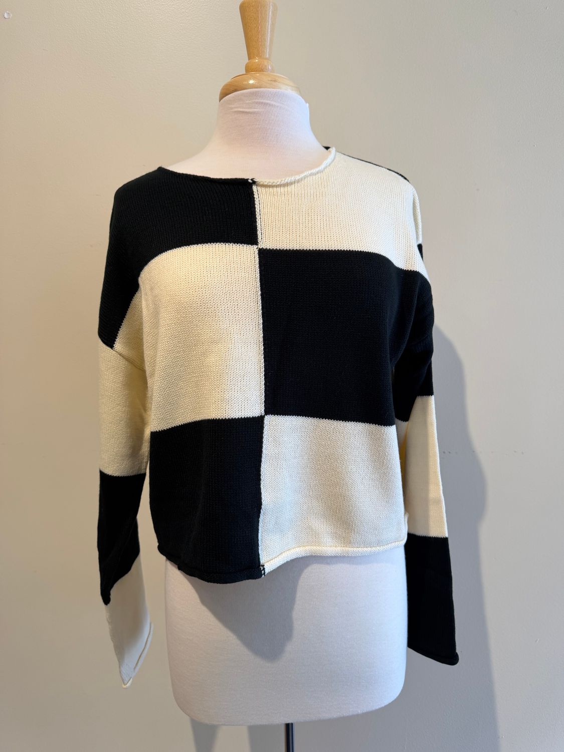 Tony Checkered Rolled Hem Sweater