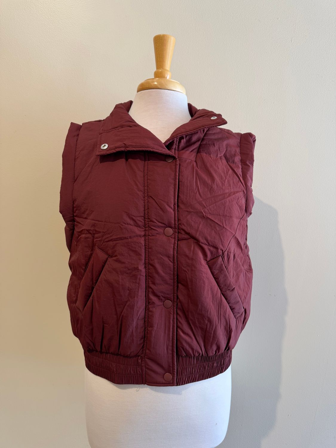 Jay Crop Snap Puffer Vest