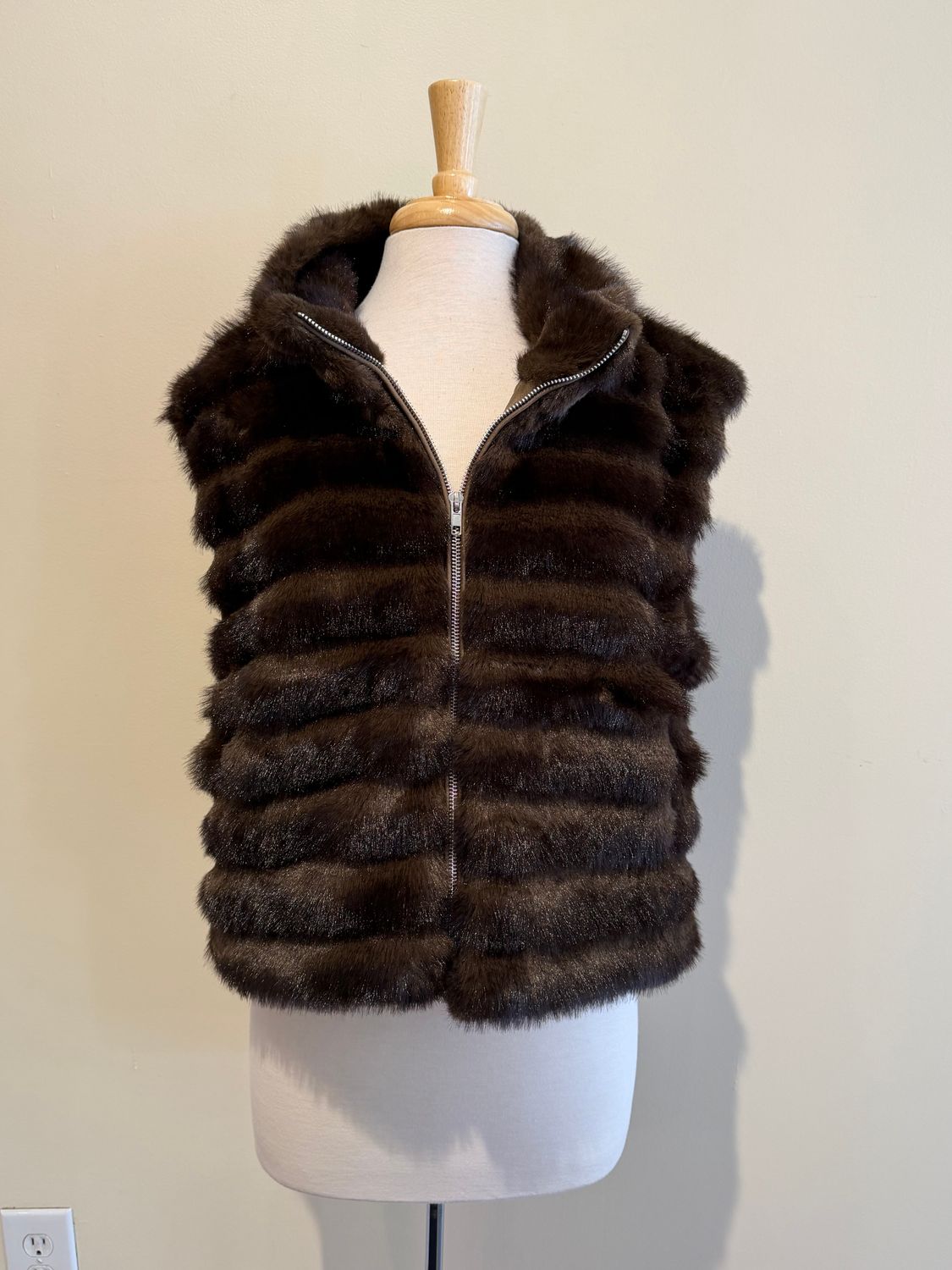 Gemma Faux Fur Zip Pocket Vest