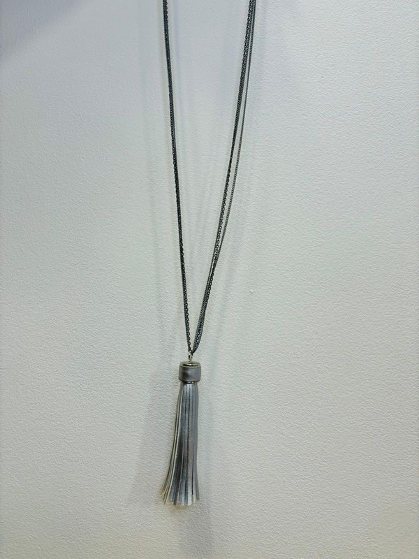 Collar Pompon