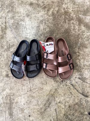 ARCUS BEACH SANDALS