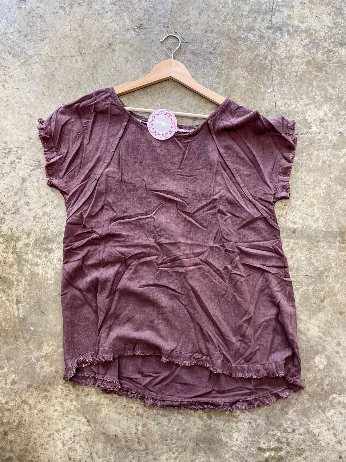 LINEN RUFFLE FRINGE EDGES TOP